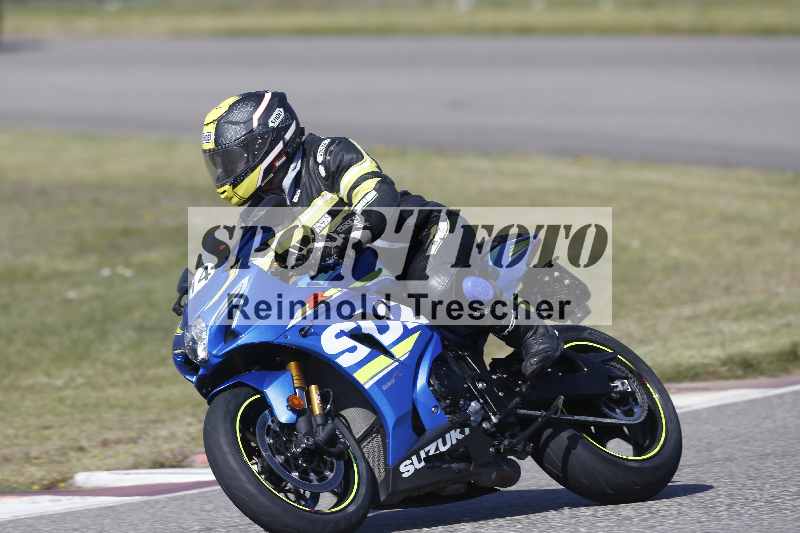 /01 02.04.2026 MAZ ADR/Gruppe rot/14